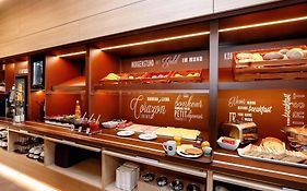 B&B Hotel Muenchen-Putzbrunn